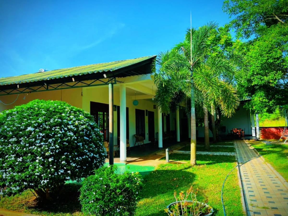 Sigiriya Green Garden Homestay Exterior foto